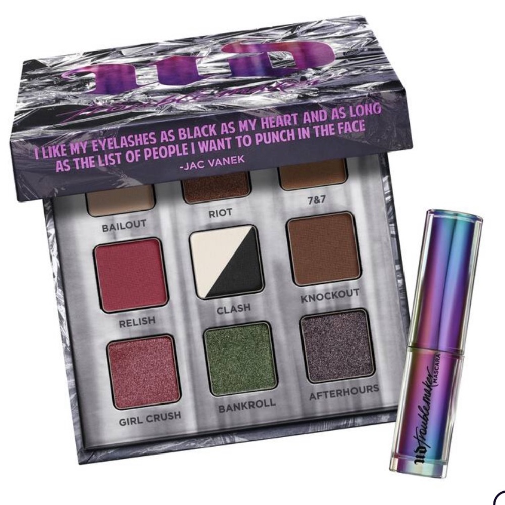 NIB! Urban Decay Troublemaker Eyeshadow Palette
